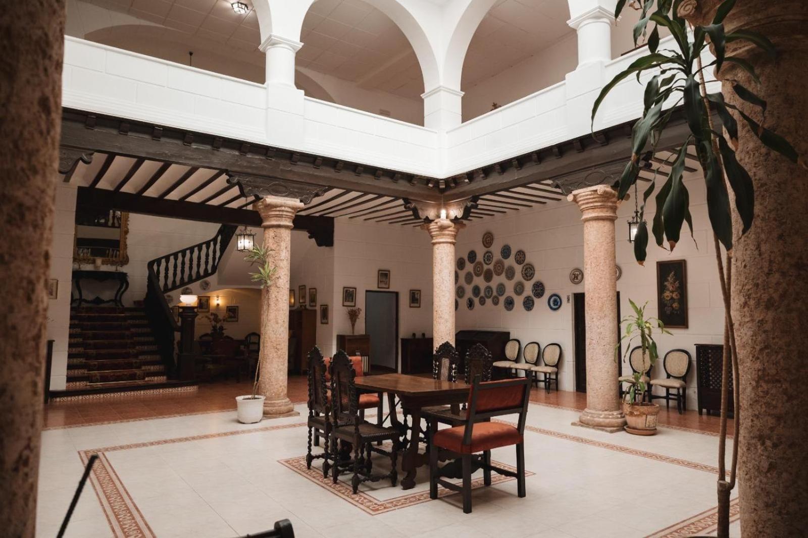 Casa De Los Acacio San Clemente  Kültér fotó